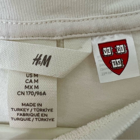 H&M Harvard University size Medium - Picture 3 of 5
